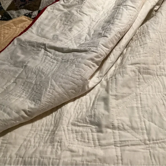 Cream Geometric Quilt Timeless Design Bedding